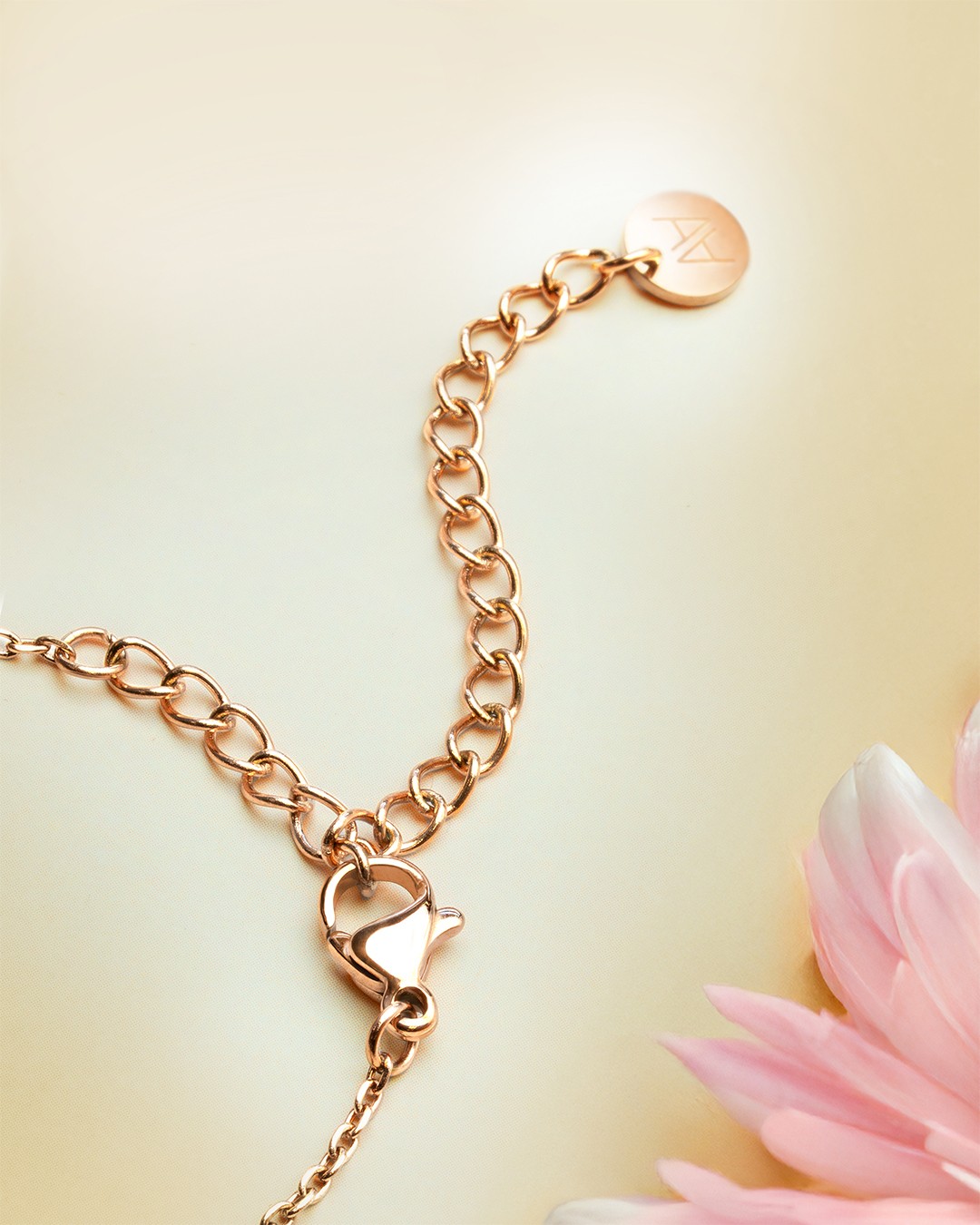 Packshot Armband Rosenachat Rosela