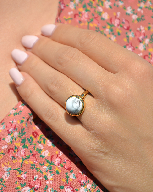 Lifestyle Ring  weiße Howlite Celza