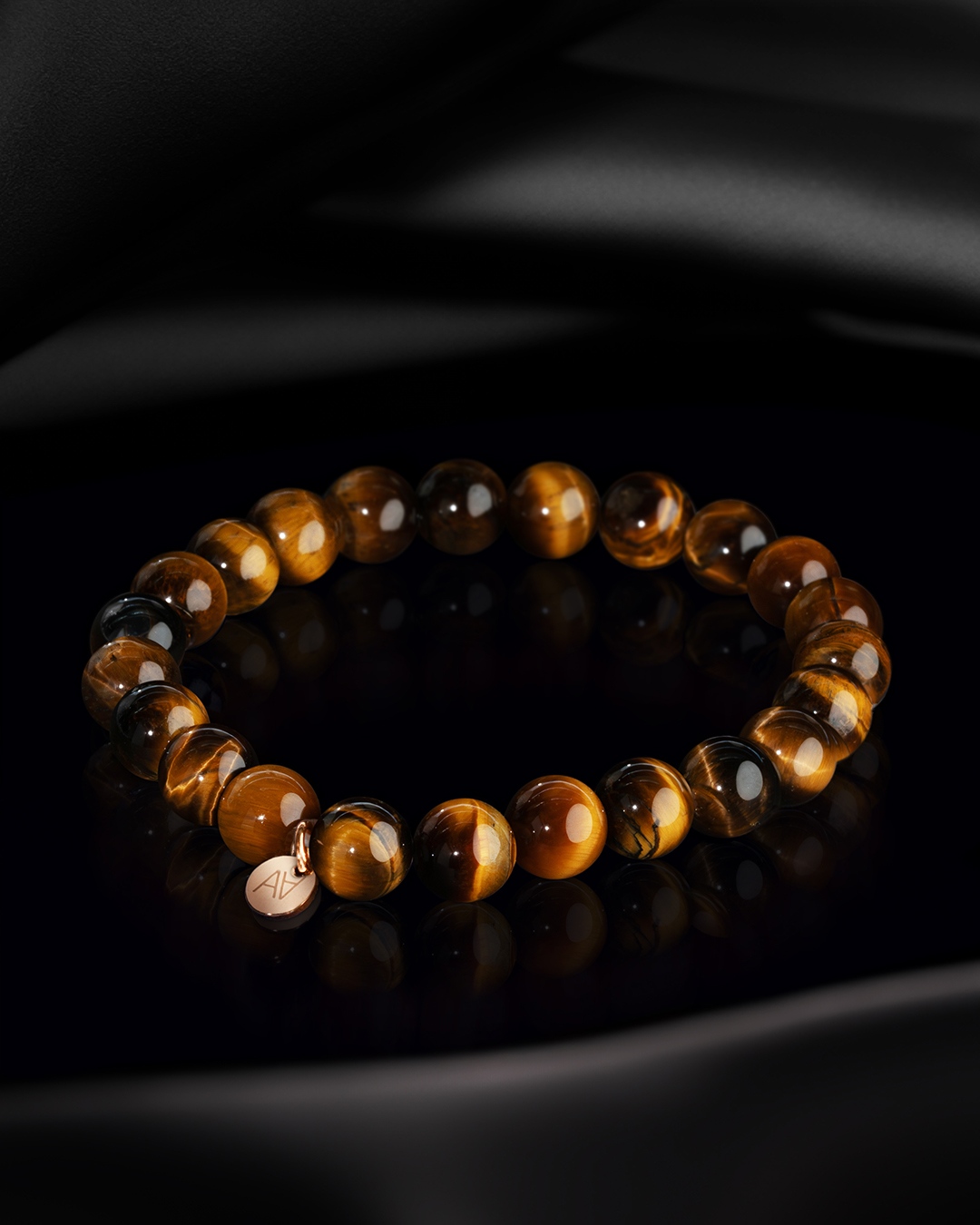 Packshot Armband Tigerauge Calabria