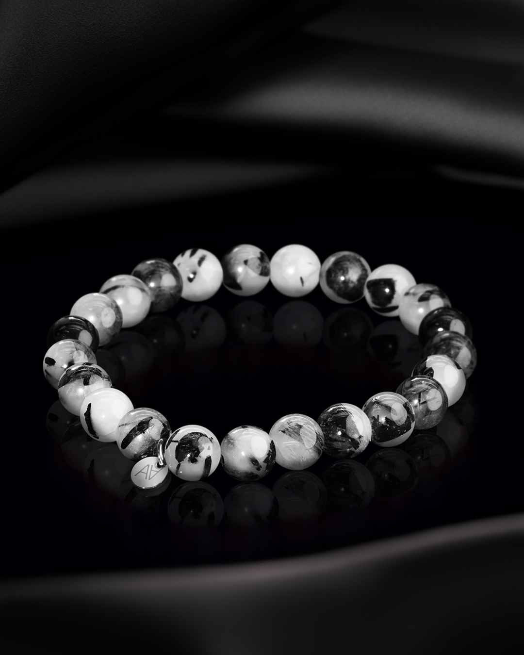 Packshot Armband Natursteine Riminia