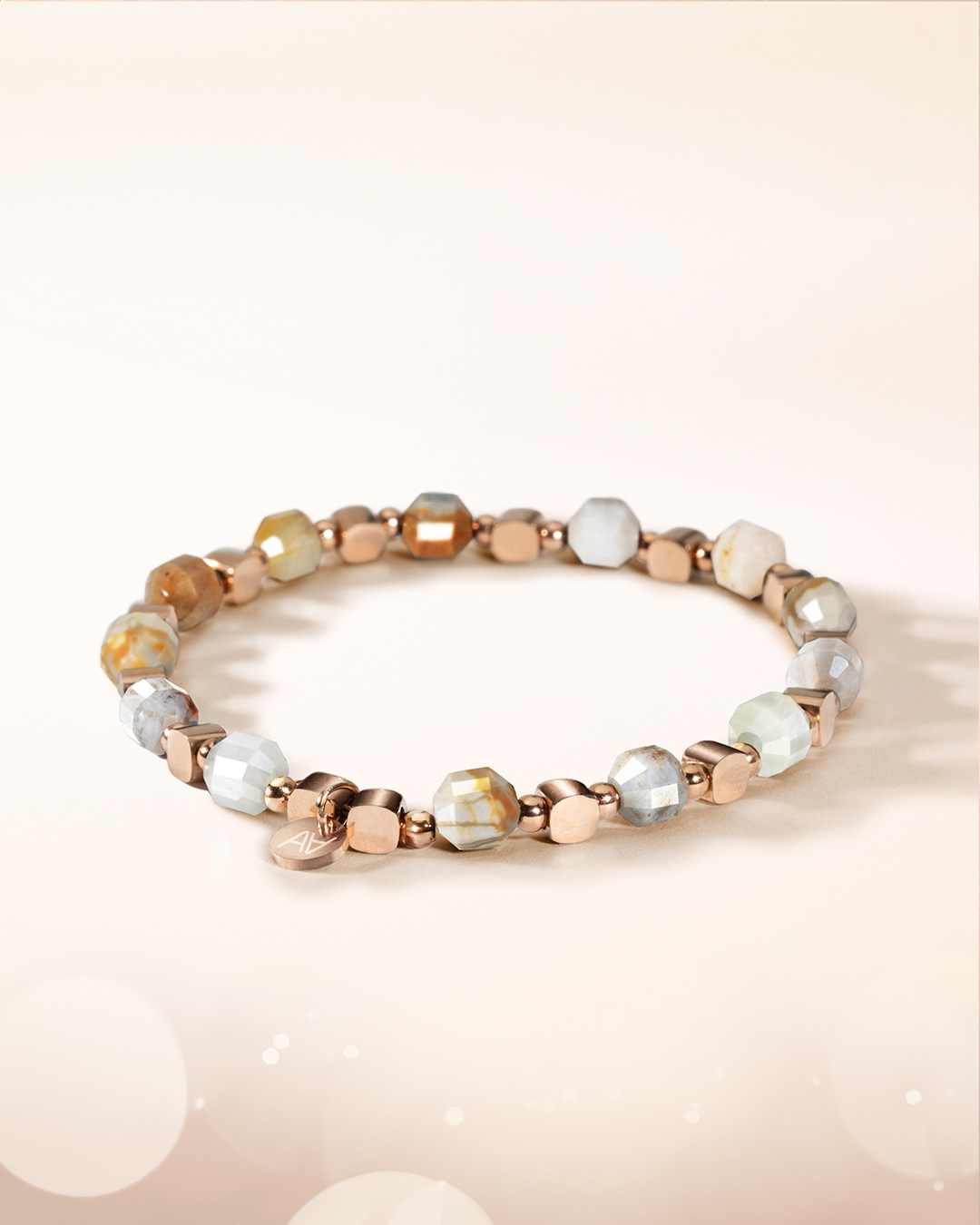 Packshot Armband Crazy Lace Giulliona
