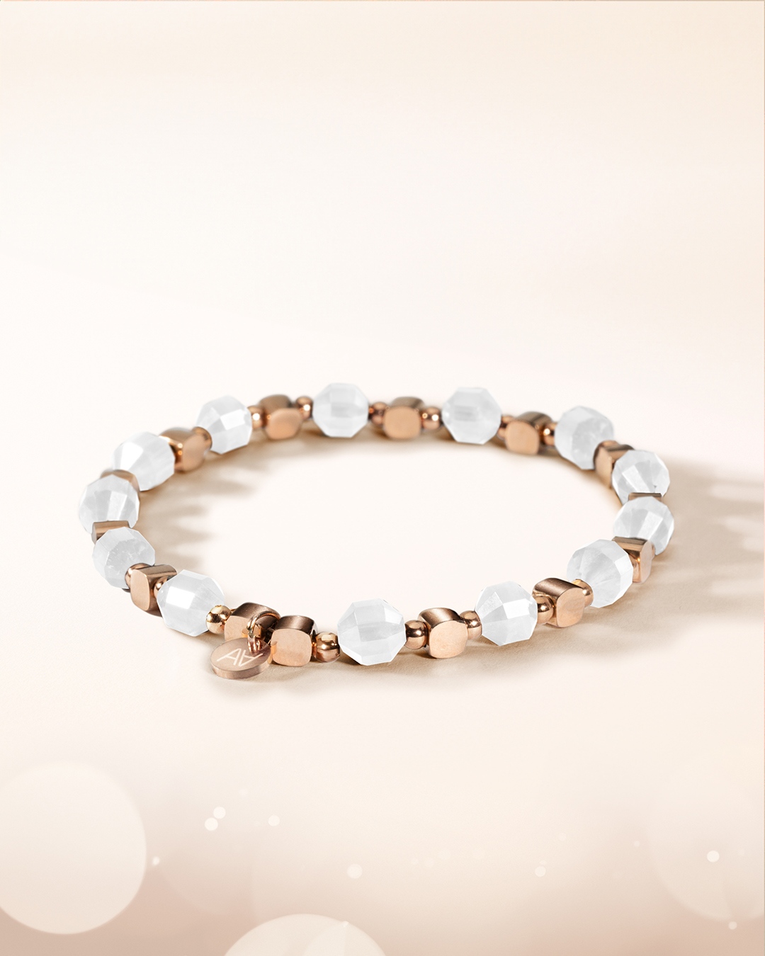 Packshot Armband Mondstein Millazona